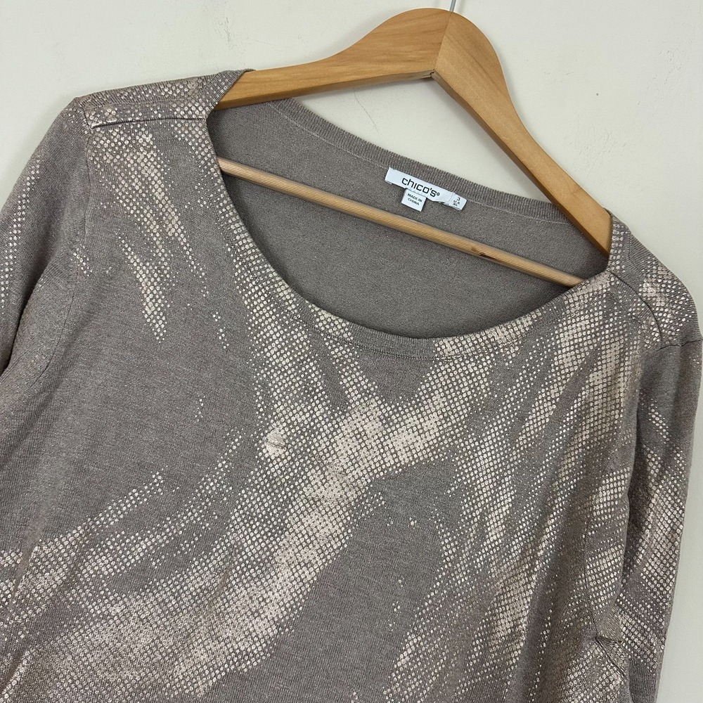 Chico's Shimmer Top Beige Metallic Sparkle Rayon Scoop Neck Long Sleeve Womens 3